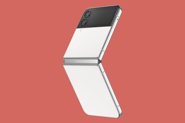 Samsung Galaxy Z Flip4 Bespoke Edition (avec face avant Blanche)