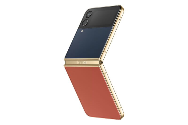 Samsung Galaxy Z Flip4 Bespoke Edition (avec face avant Bleue)