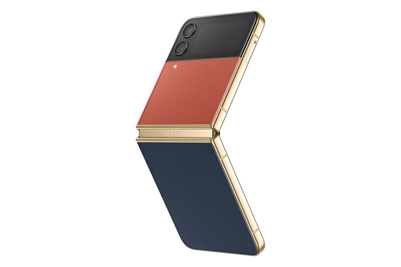 Samsung Galaxy Z Flip4 Bespoke Edition (avec face avant Rouge)